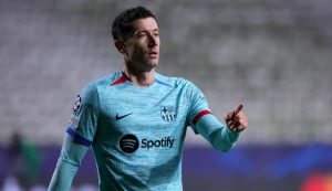 Robert Lewandowski con i blaugrana - Foto ANSA - Dotsport.it