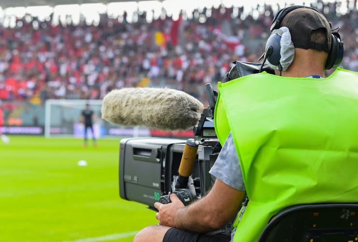 Le telecamere di Dazn a bordo campo in Serie A - Foto Lapresse - Dotsport.it