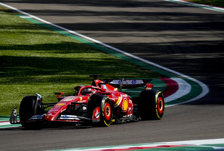 La Ferrari in pista - Foto ANSA - Dotsport.it