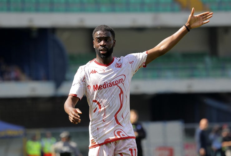 Ikoné in campo con la maglia della Fiorentina - Foto Lapresse - Dotsport.it