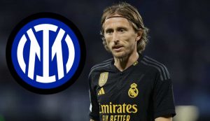 Luka Modric e il logo dell'Inter - Foto Lapresse - Dotsport.it