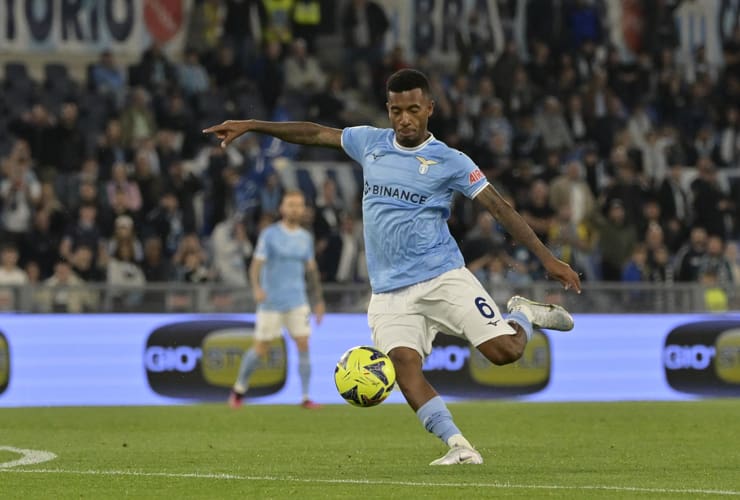 Marcos Antonio in campo con la maglia della Lazio - Foto Lapresse - Dotsport.it