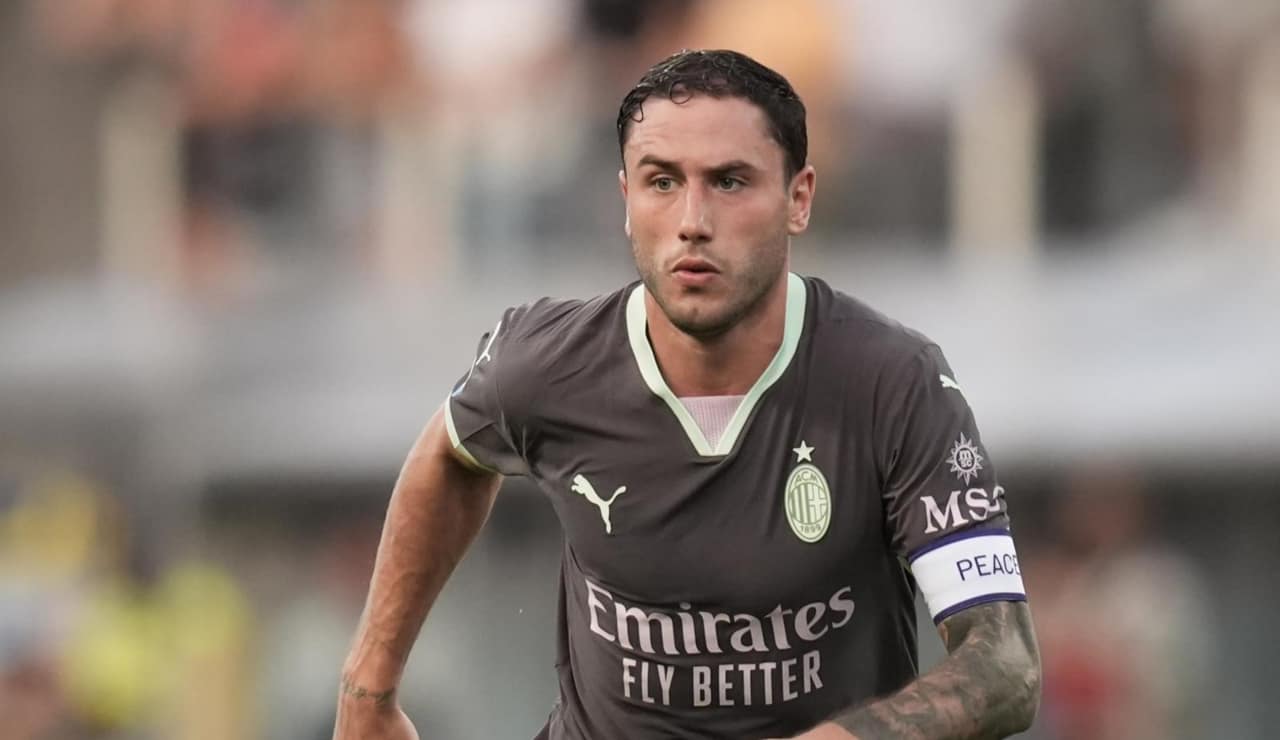 Davide Calabria in campo con la maglia del Milan - Foto Lapresse - Dotsport.it