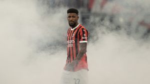 Addio per il calciatore rossonero