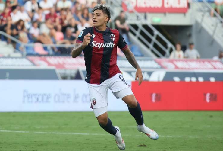 Castro in campo con la maglia del Bologna - Foto Lapresse - Dotsport.it