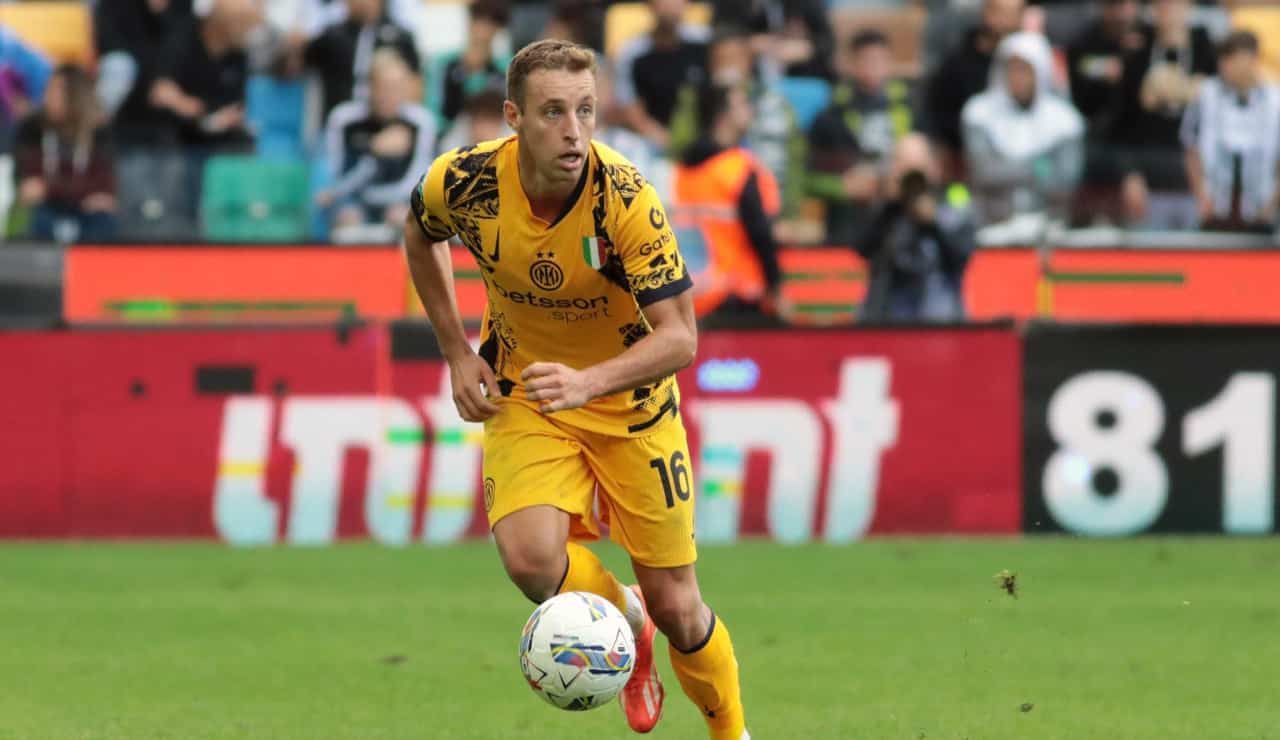 Davide Frattesi in campo con la maglia dell'Inter - Foto Lapresse - Dotsport.it