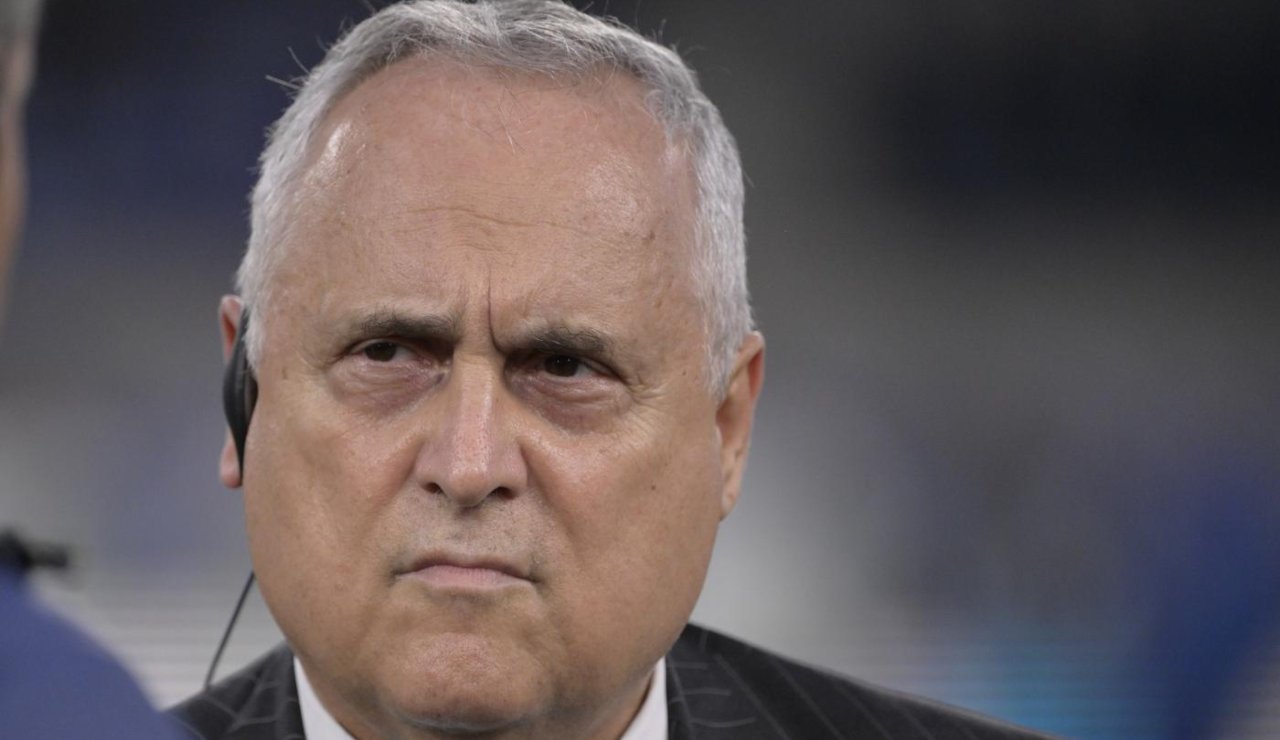 “Sono un martire e ci vedremo in tribunale” I Lotito nei guai: “Ho visto calciatori piangere: non mi ha pagato”